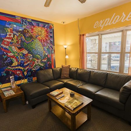 Hi - Madison Hostel 외부 사진