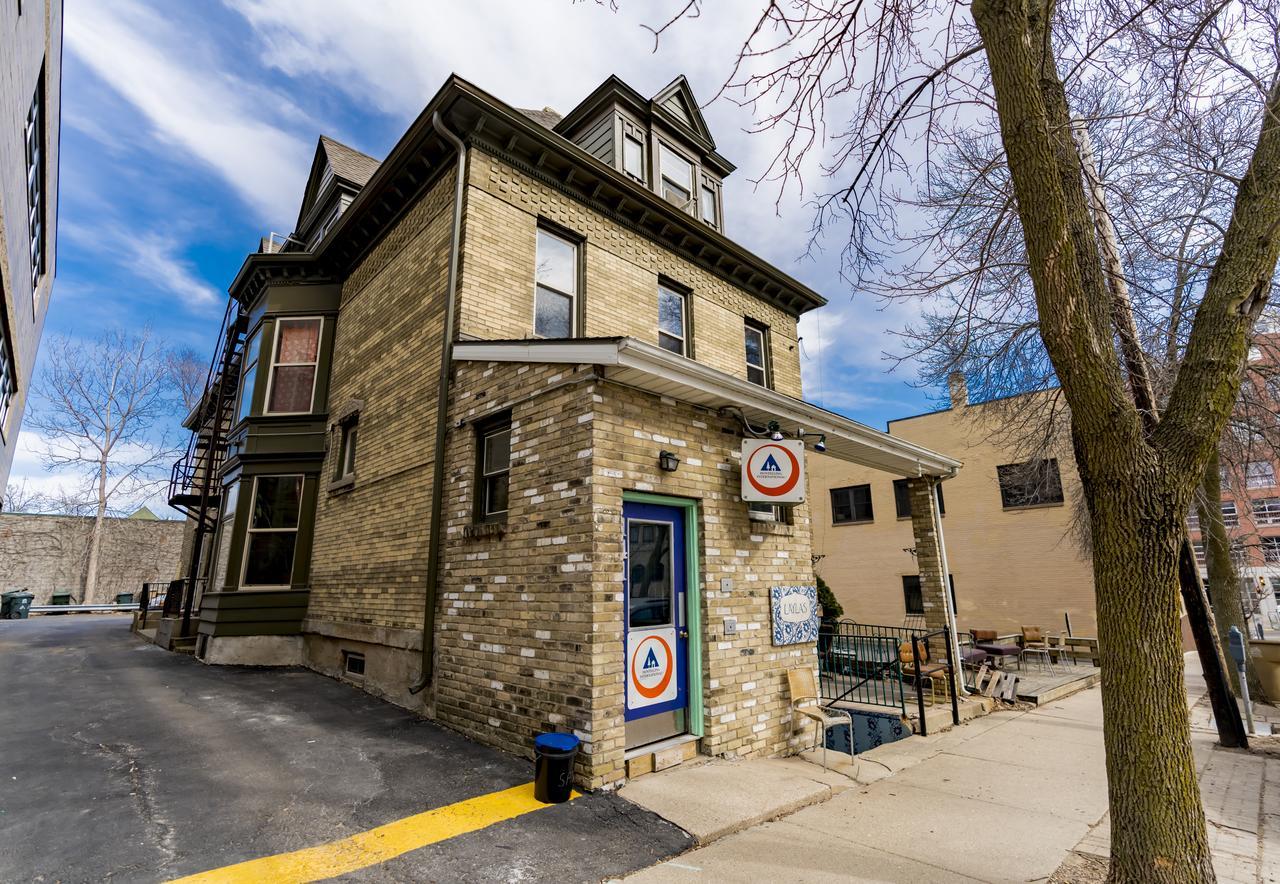 Hi - Madison Hostel 외부 사진