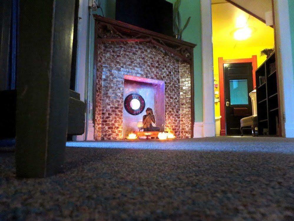 Hi - Madison Hostel 외부 사진